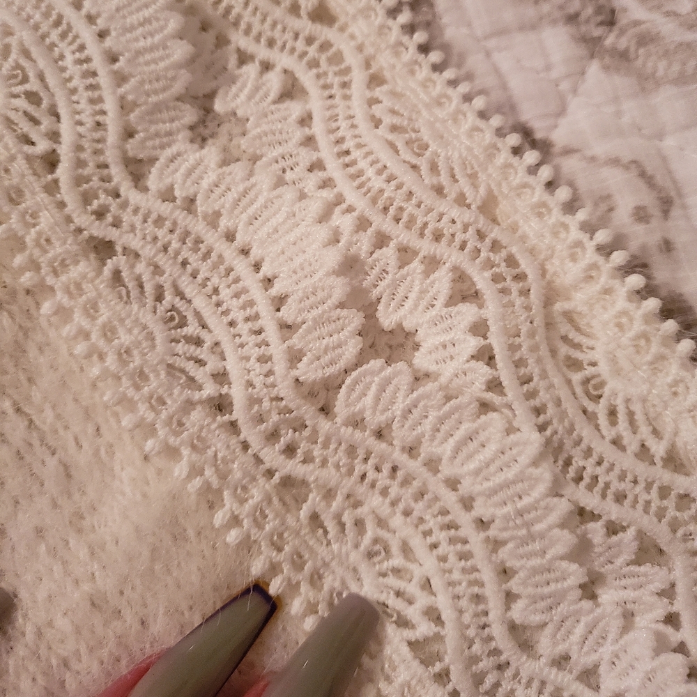 Sweater - Picture 3 of 5